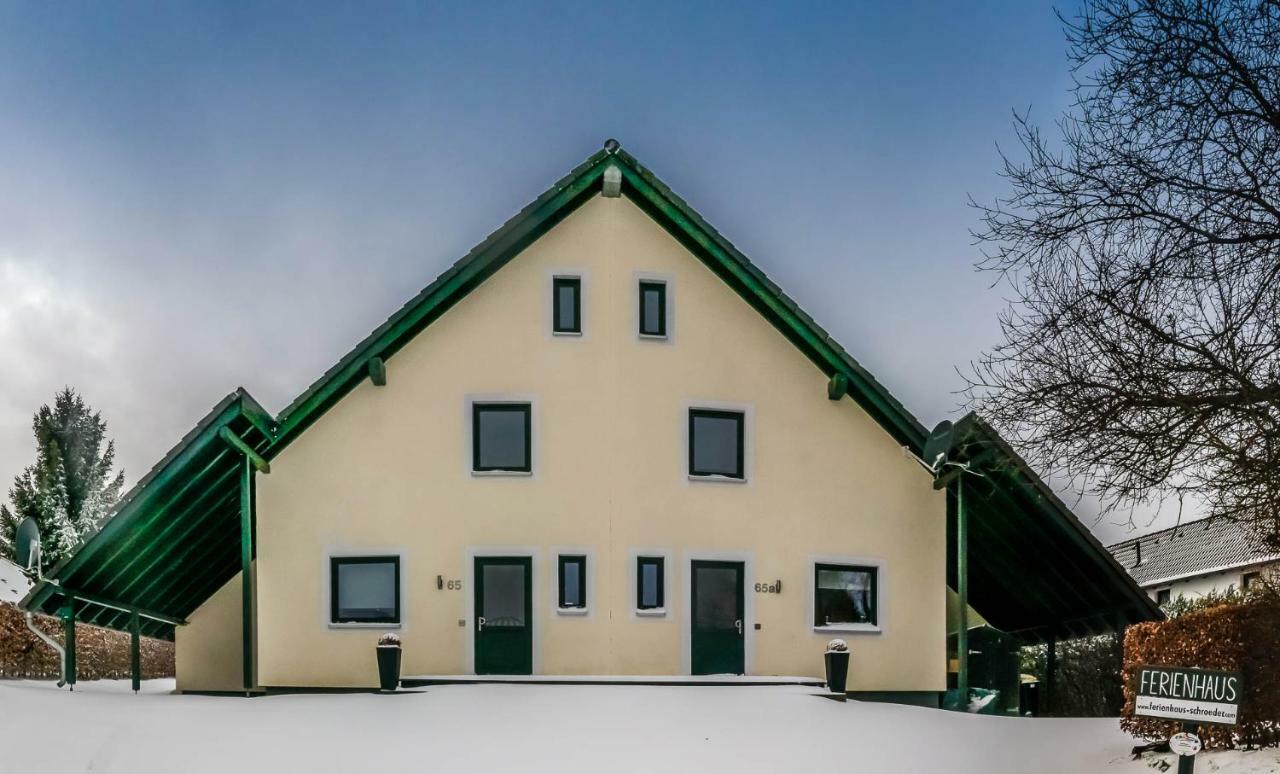 Ferienhaeuser Schroeder Моншау Экстерьер фото