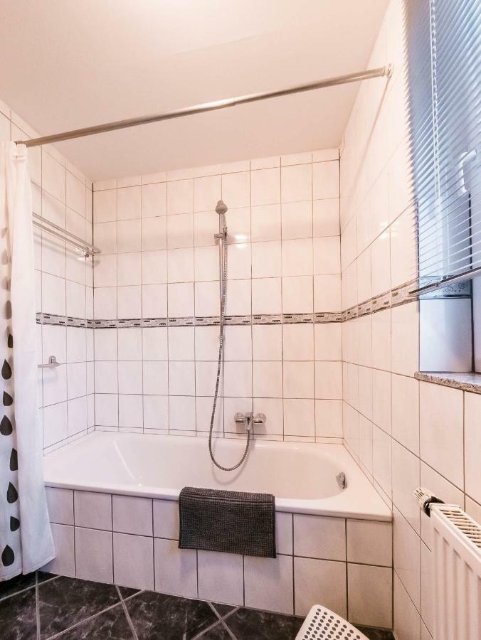 Ferienhaeuser Schroeder Моншау Экстерьер фото